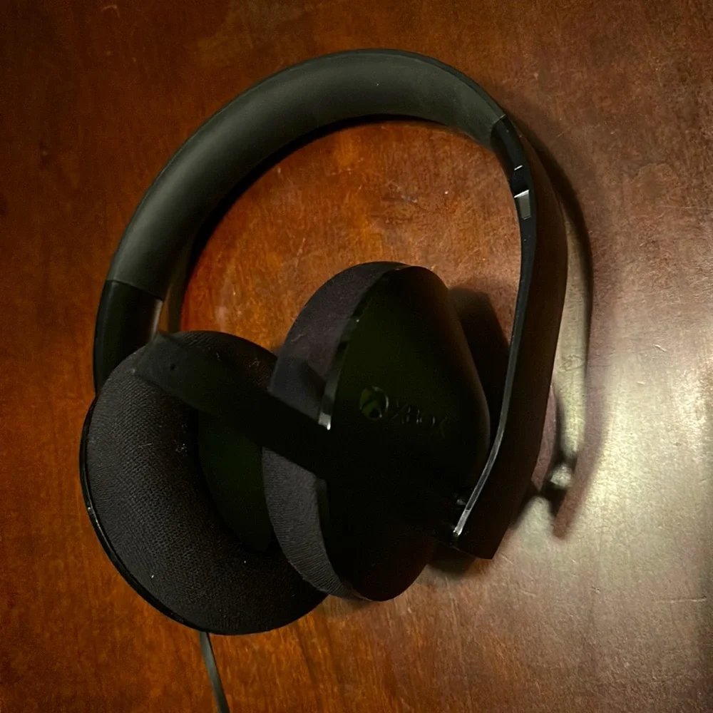 Black Xbox one stereo headsets.